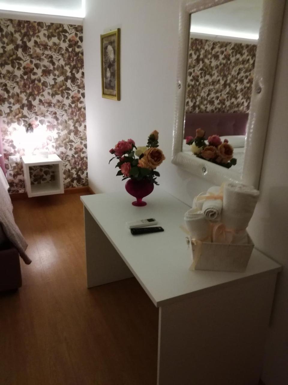 B&B Abatjour - Ambiente Sanificato - Test Antilegionella Assolto Фоджиа Экстерьер фото