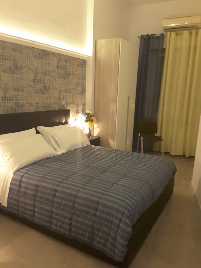 B&B Abatjour - Ambiente Sanificato - Test Antilegionella Assolto Фоджиа Экстерьер фото